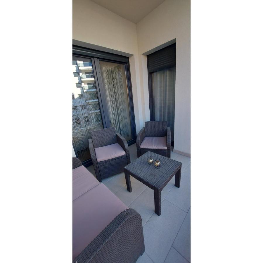 Impressive Apartment Требинє Екстер'єр фото