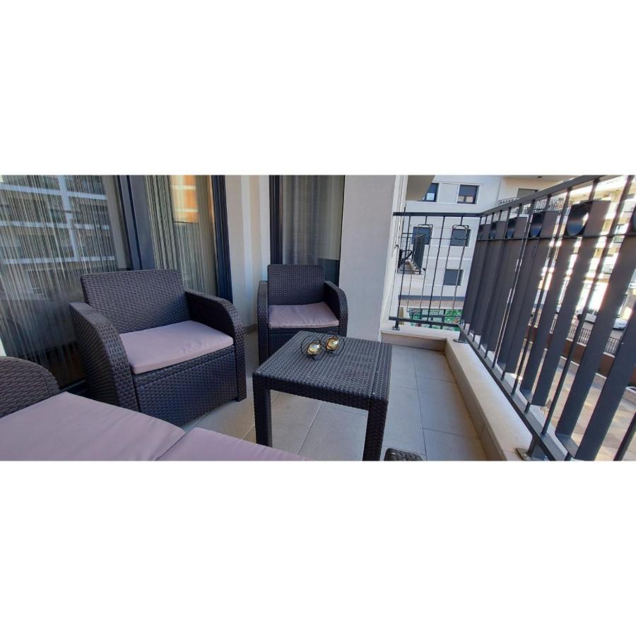Impressive Apartment Требинє Екстер'єр фото